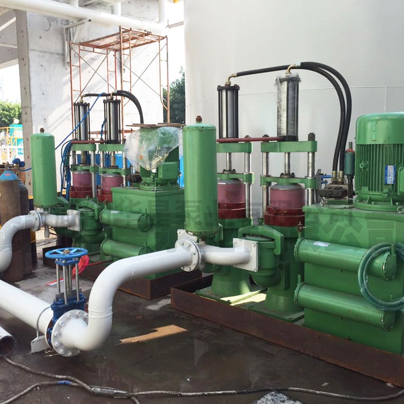 華星陶瓷柱塞泵盾構污泥使用現場-01